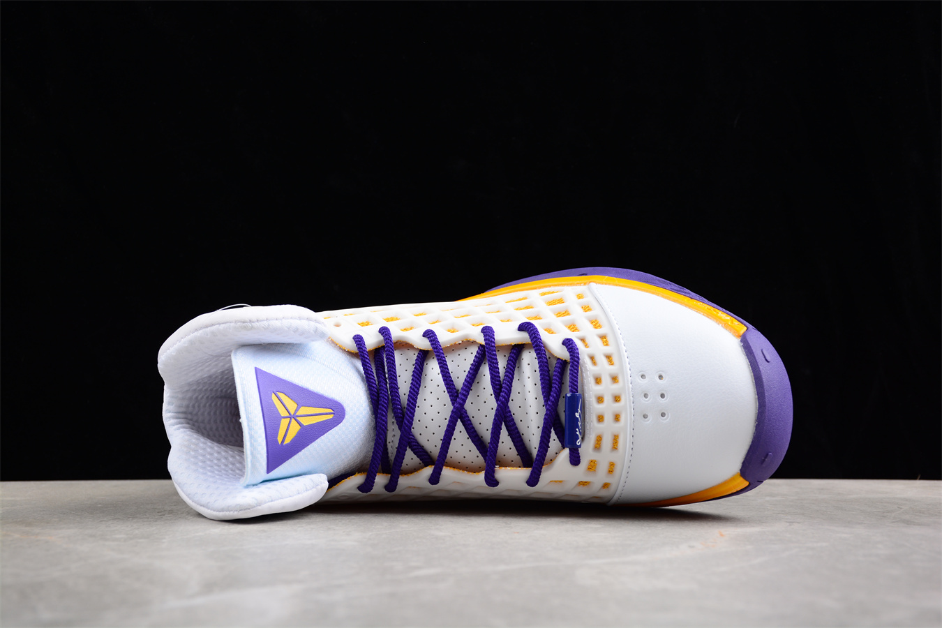 Nike Kobe 3 Lakers